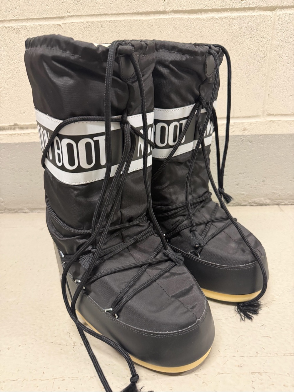 Moon Boot Women's Black Snow Boots with White Logo Band